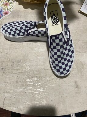 Vans Slip-On Checkerboard in Purple & light blue platform men’s size 8.5